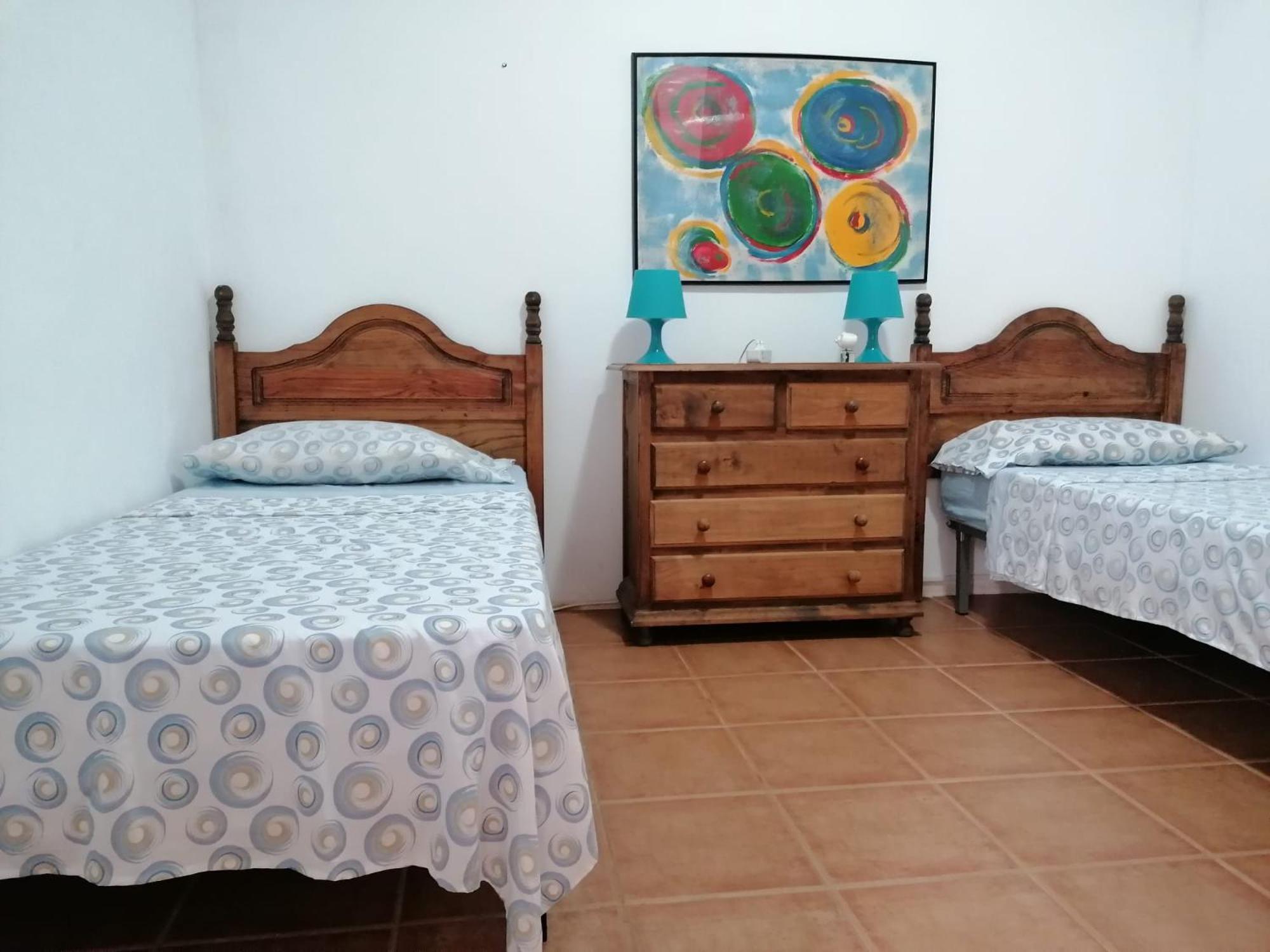 Habitacion En Un Bajo 2 Camas Individual Casa Compartida Abades  Dış mekan fotoğraf
